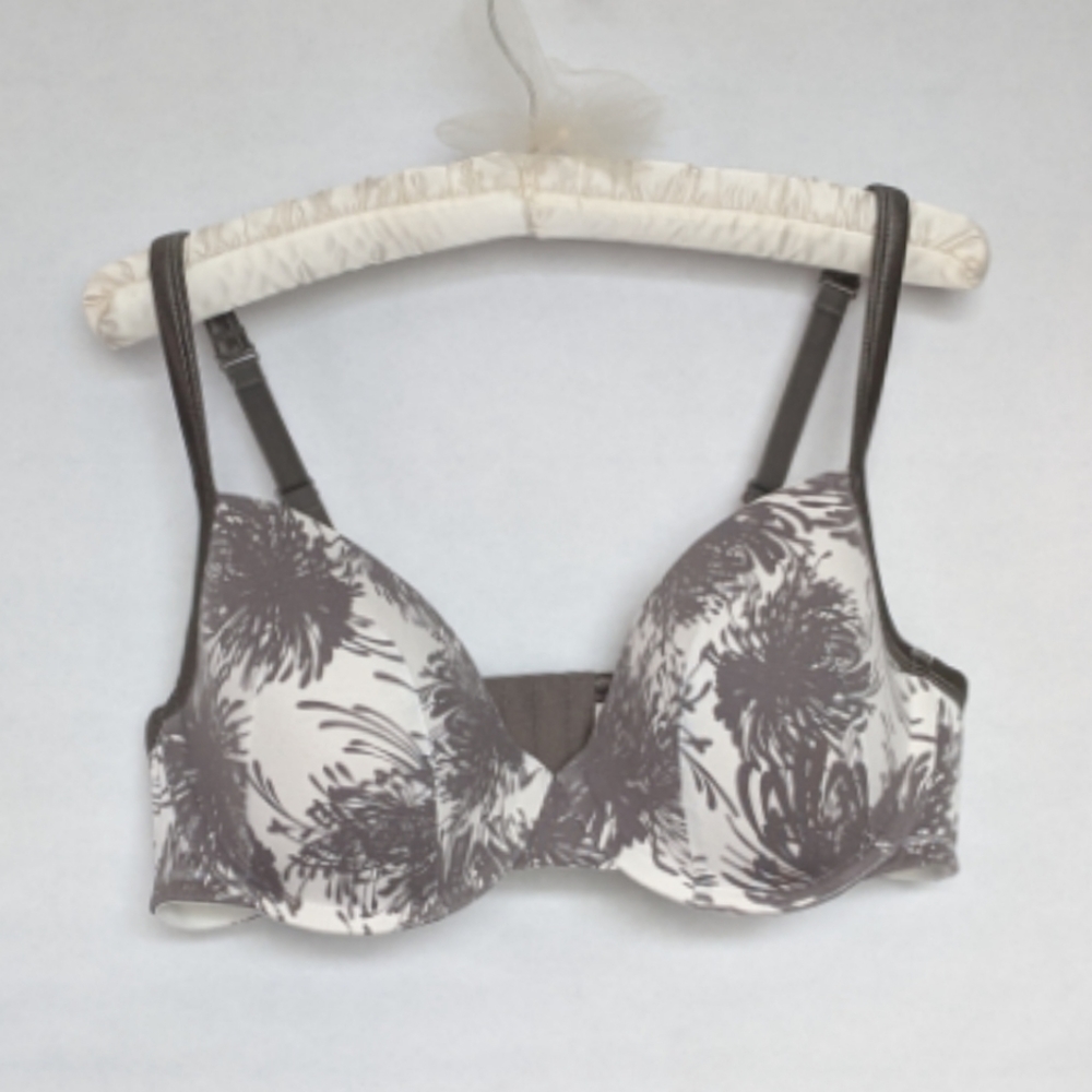 Cacique underwire padded bra 40D